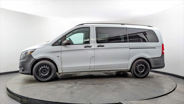 2016 Mercedes-Benz Metris Passenger Van MINIVAN