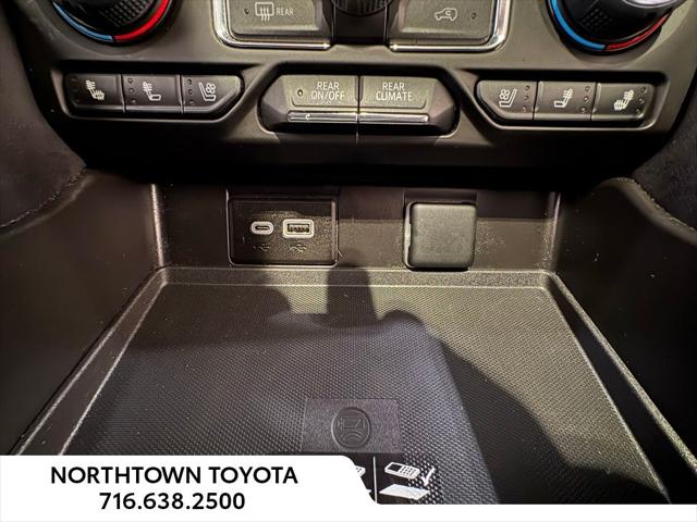 2023 Chevrolet Suburban 4WD High Country