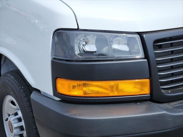 2026 GMC Savana Cargo 2500 Regular Wheelbase, Work Van, RWD