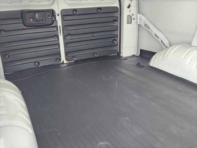 2026 GMC Savana Cargo 2500 Regular Wheelbase, Work Van, RWD