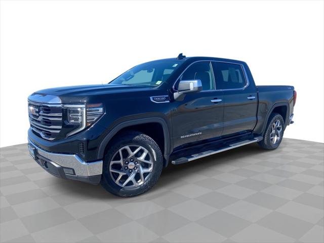 2022 GMC Sierra 1500 4WD Crew Cab Short Box SLT for sale in Champlain, NY