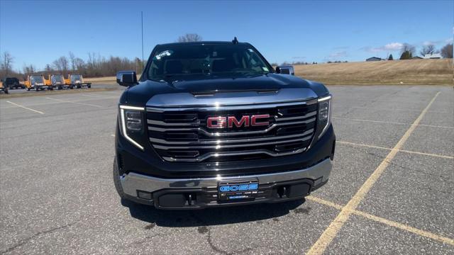2022 GMC Sierra 1500 4WD Crew Cab Short Box SLT