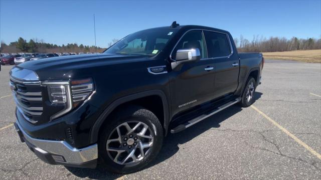 2022 GMC Sierra 1500 4WD Crew Cab Short Box SLT