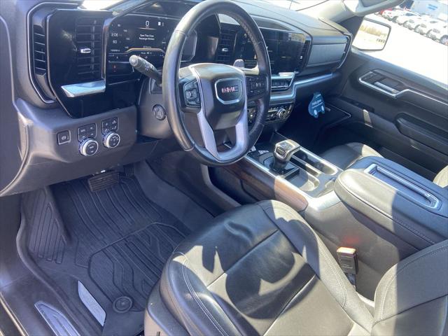 2022 GMC Sierra 1500 4WD Crew Cab Short Box SLT