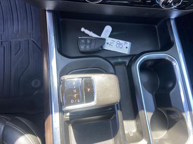 2022 GMC Sierra 1500 4WD Crew Cab Short Box SLT