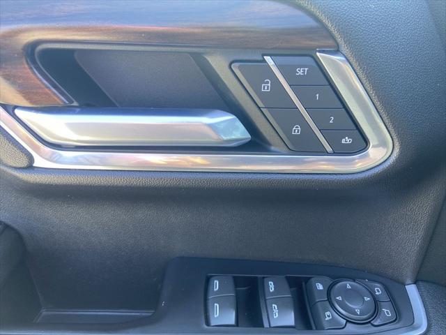2022 GMC Sierra 1500 4WD Crew Cab Short Box SLT