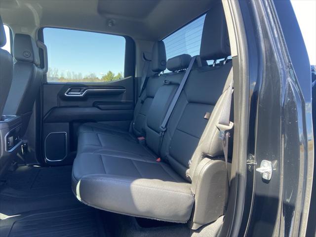 2022 GMC Sierra 1500 4WD Crew Cab Short Box SLT