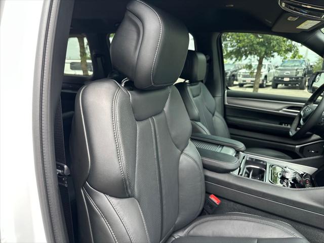 2026 Jeep Grand Wagoneer L Limited Altitude 4x4