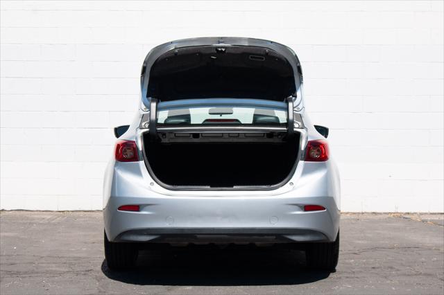 2017 Mazda Mazda3 Touring