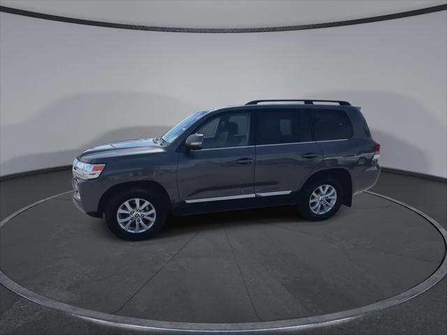 2017 Toyota Land Cruiser Base