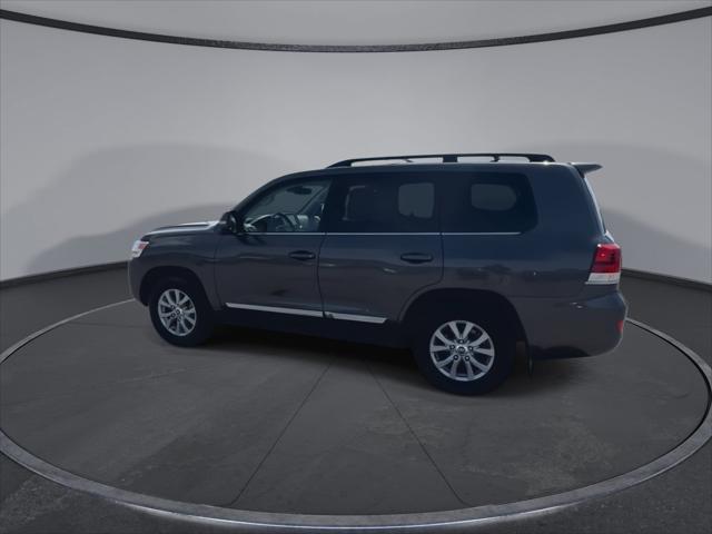 2017 Toyota Land Cruiser Base