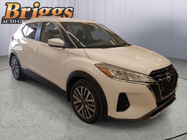 2022 Nissan Kicks SV Xtronic CVT