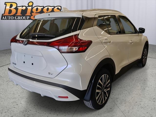2022 Nissan Kicks SV Xtronic CVT