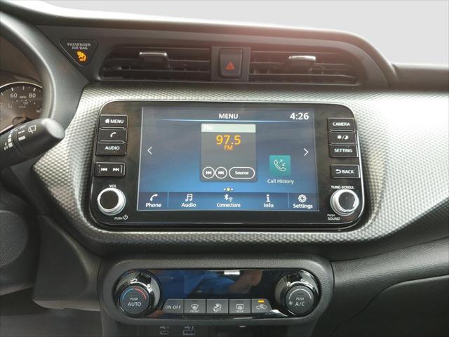 2022 Nissan Kicks SV Xtronic CVT