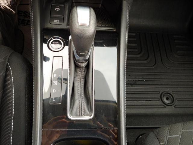 2022 Nissan Kicks SV Xtronic CVT