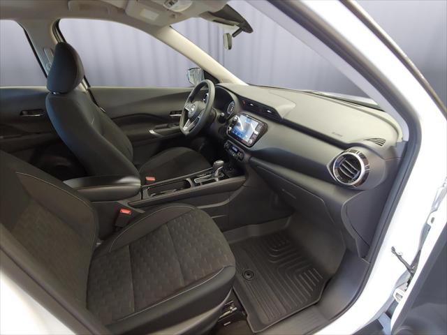 2022 Nissan Kicks SV Xtronic CVT