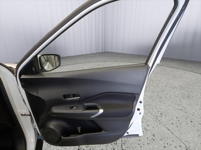 2022 Nissan Kicks SV Xtronic CVT