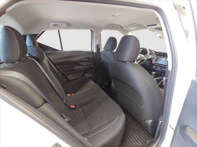 2022 Nissan Kicks SV Xtronic CVT
