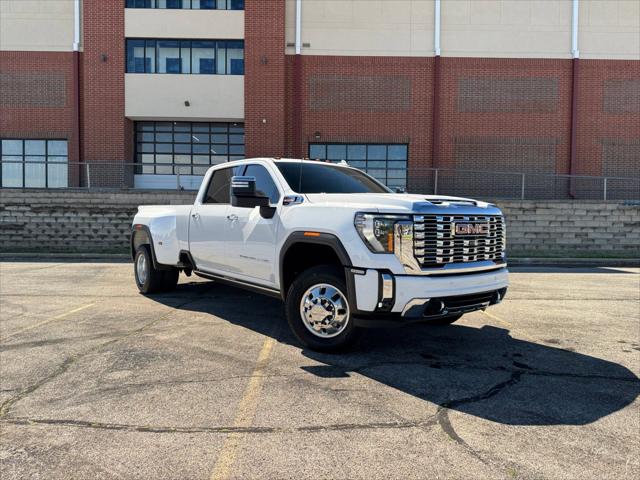 2024 GMC Sierra 3500HD 4WD Crew Cab Long Bed Denali