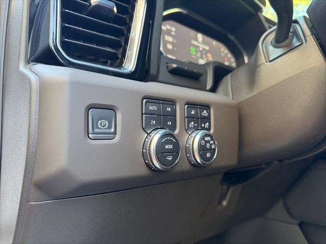 2024 GMC Sierra 3500HD 4WD Crew Cab Long Bed Denali