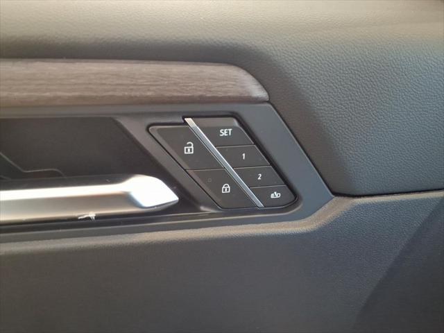 2026 GMC Acadia Denali FWD