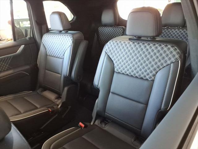 2026 GMC Acadia Denali FWD