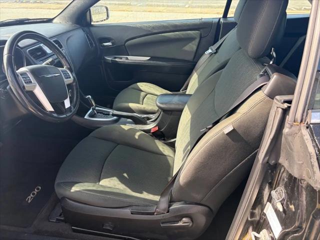 2011 Chrysler 200 Touring