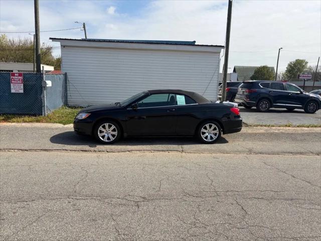 2011 Chrysler 200 Touring
