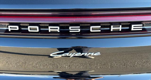 2024 Porsche Cayenne Base
