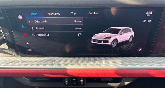 2024 Porsche Cayenne Base