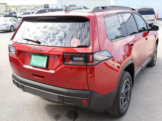2026 Jeep Cherokee Laredo 4x4
