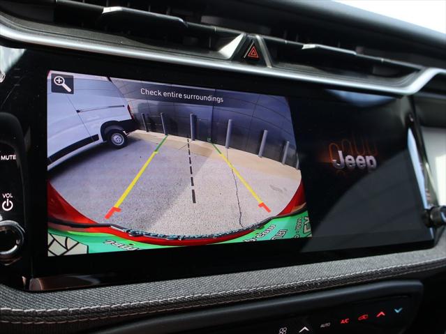 2026 Jeep Cherokee Laredo 4x4