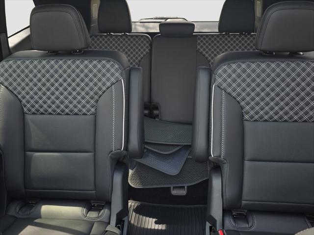 2026 GMC Acadia Denali AWD