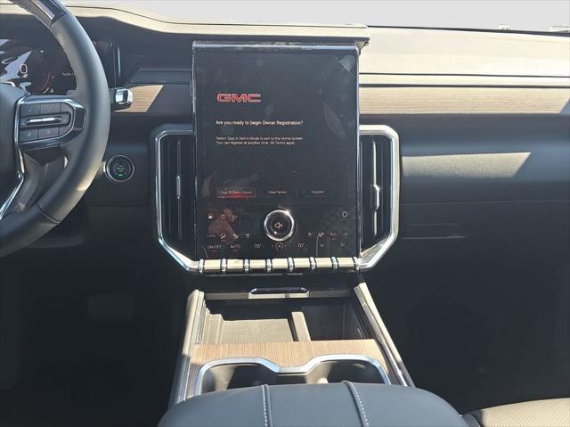 2026 GMC Acadia Denali AWD