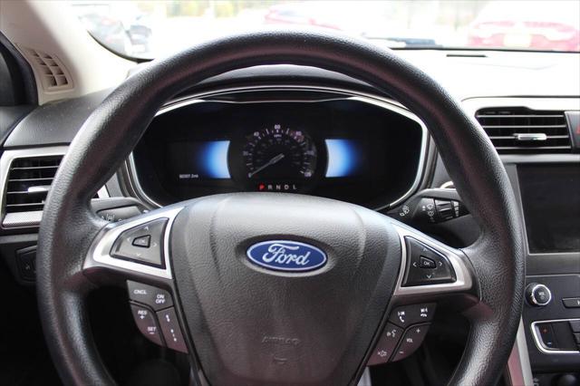 2020 Ford Fusion Hybrid SE