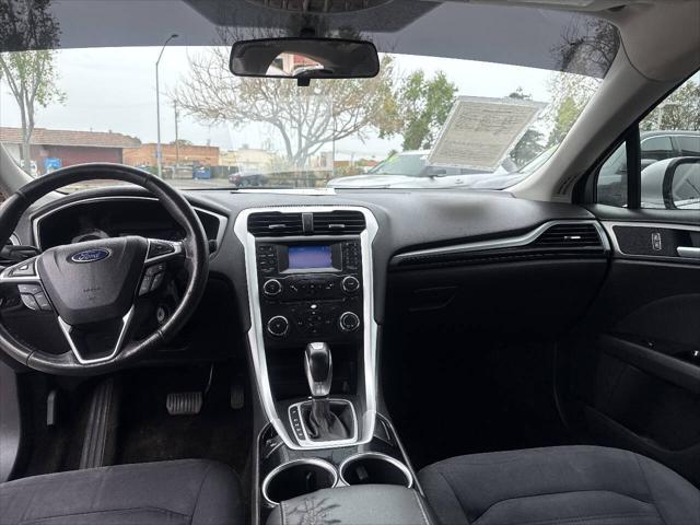 2013 Ford Fusion SE
