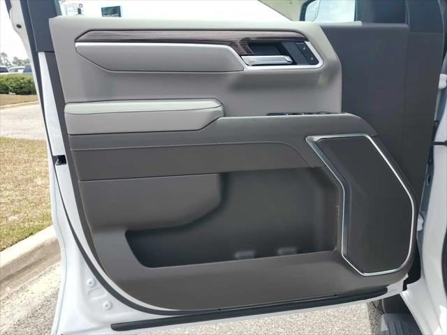 2026 Chevrolet Silverado 1500 4WD Crew Cab Standard Bed LT