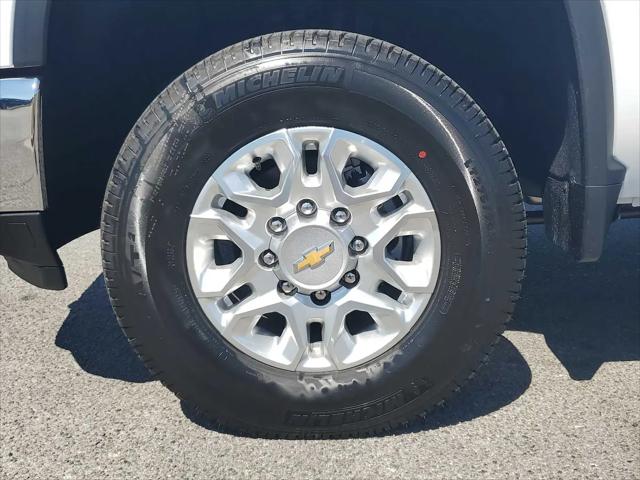 2026 Chevrolet Silverado 3500HD Crew Cab, Standard Bed, LT, 4WD