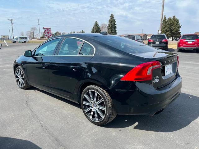 2014 Volvo S60 T6 R-Design Platinum