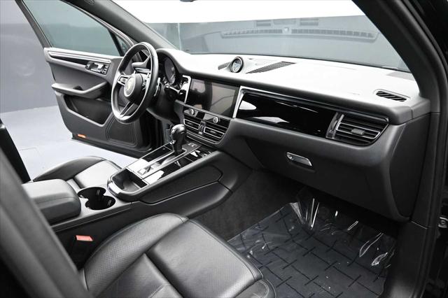 2024 Porsche Macan AWD