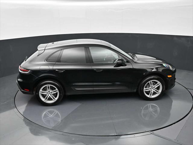 2024 Porsche Macan AWD