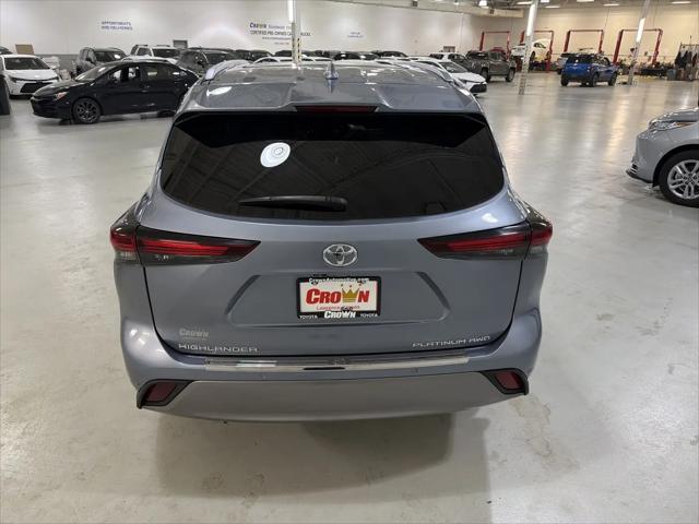 2024 Toyota Highlander Platinum