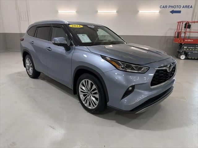 2024 Toyota Highlander Platinum