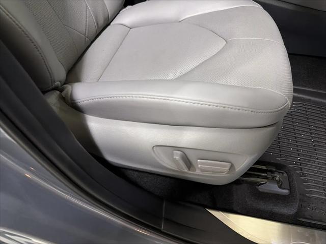 2024 Toyota Highlander Platinum