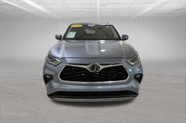 2024 Toyota Highlander Platinum