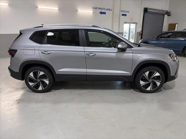 2026 Volkswagen Taos SE