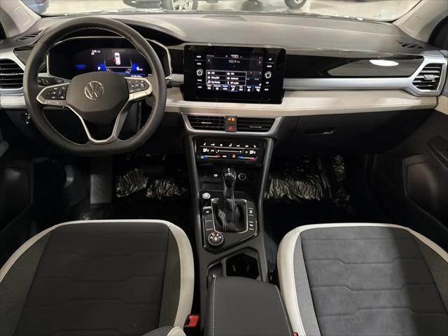 2026 Volkswagen Taos SE