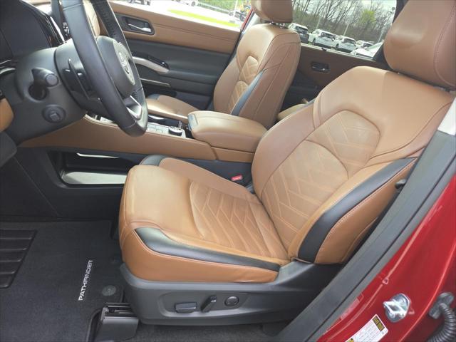 2023 Nissan Pathfinder Platinum 4WD