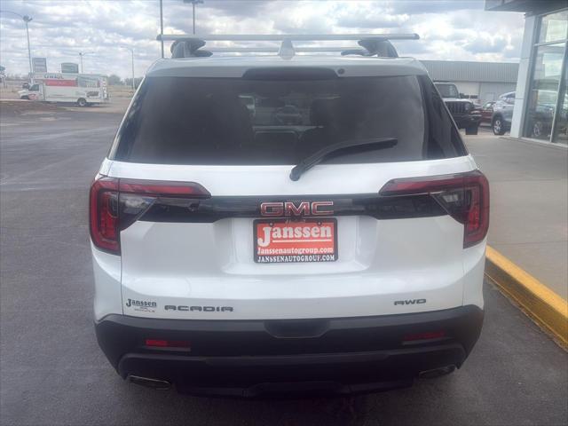 2023 GMC Acadia AWD SLT