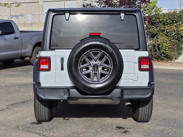 2025 Jeep Wrangler 4-Door Summit 4x4